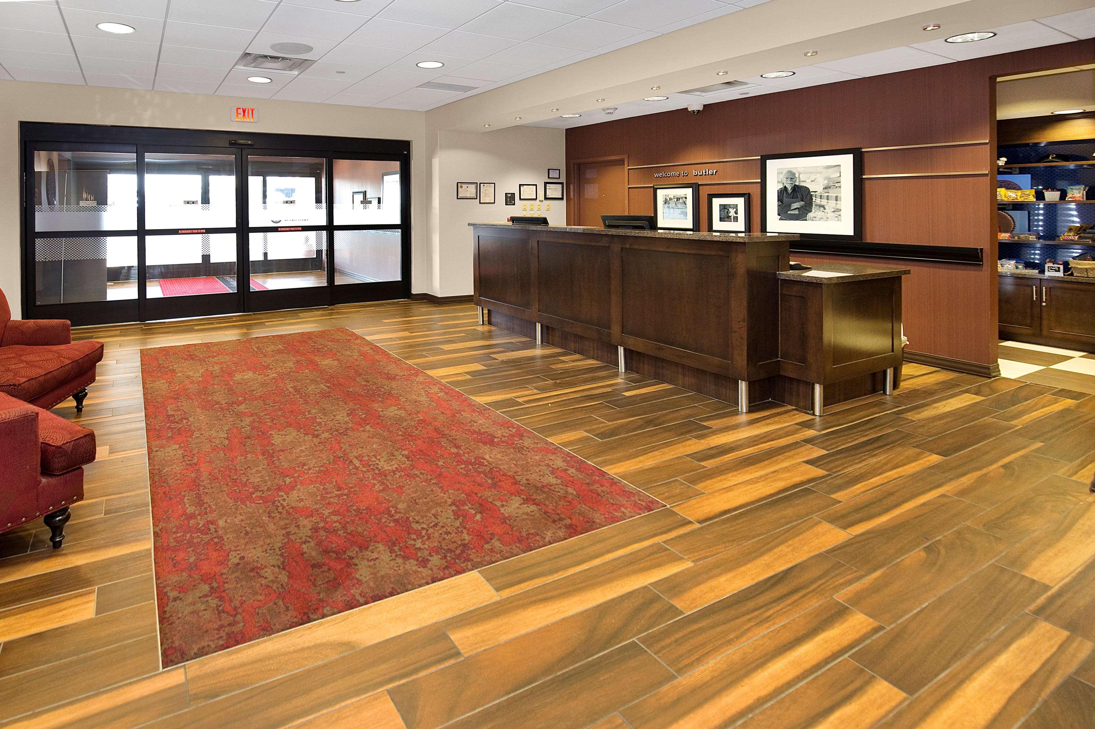 Hampton Inn באטלר מראה חיצוני תמונה