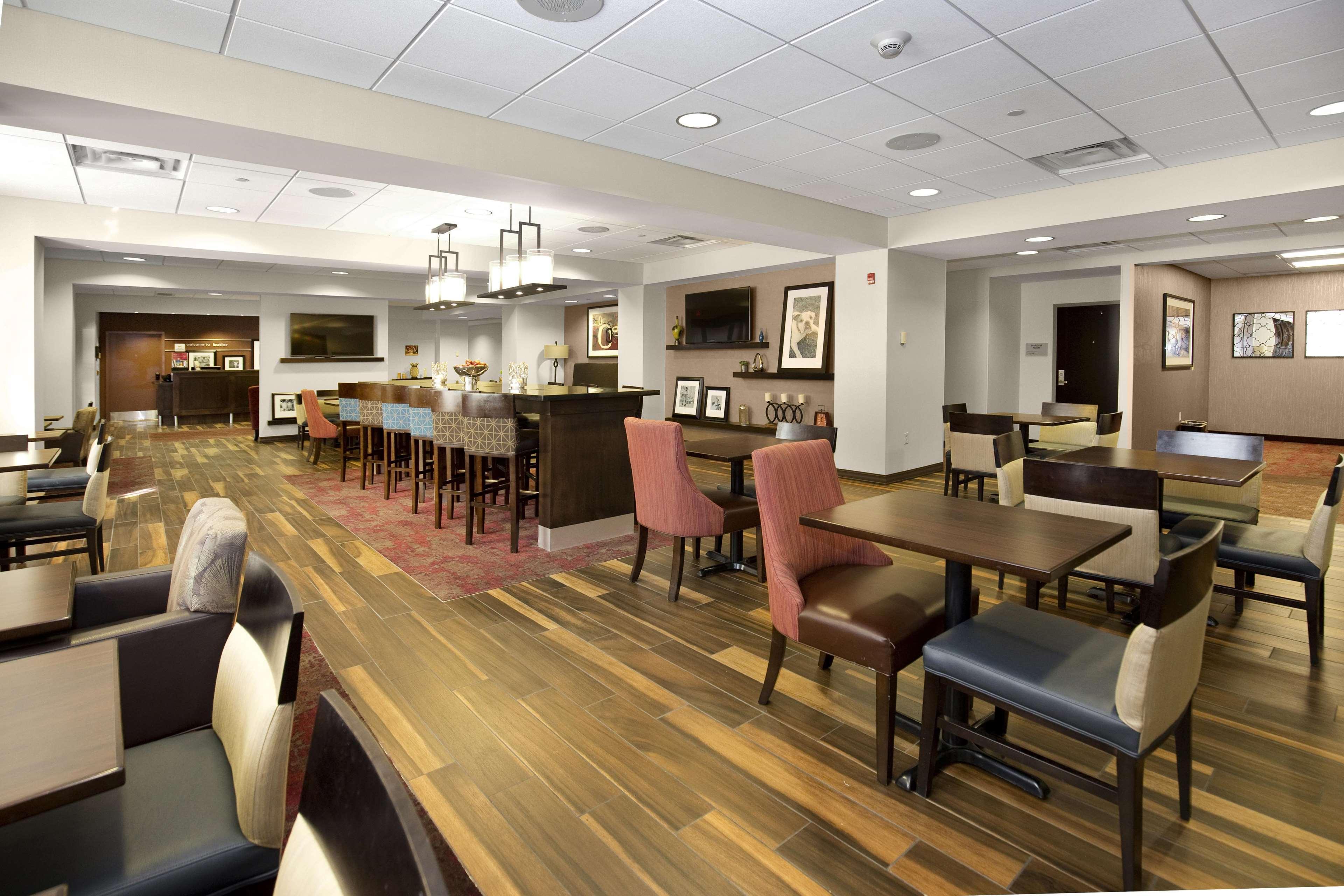 Hampton Inn באטלר מראה חיצוני תמונה